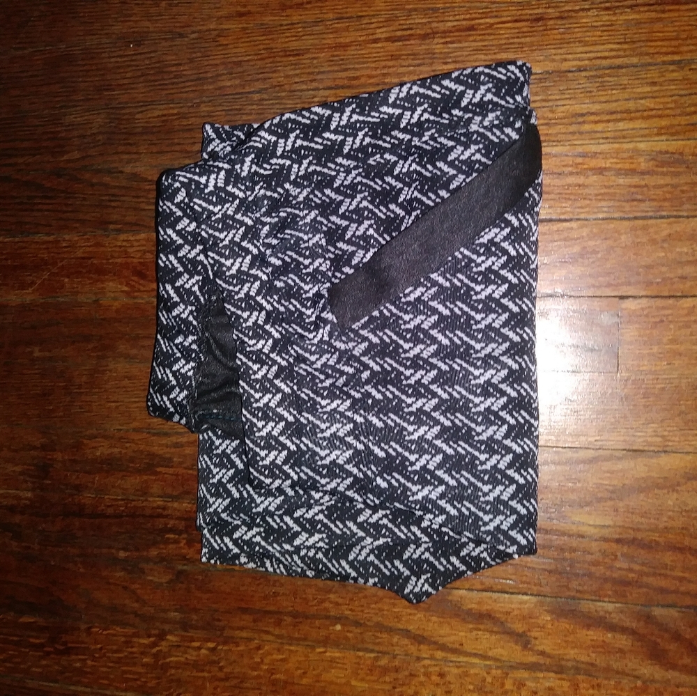 Pants - Picture 6 of 8